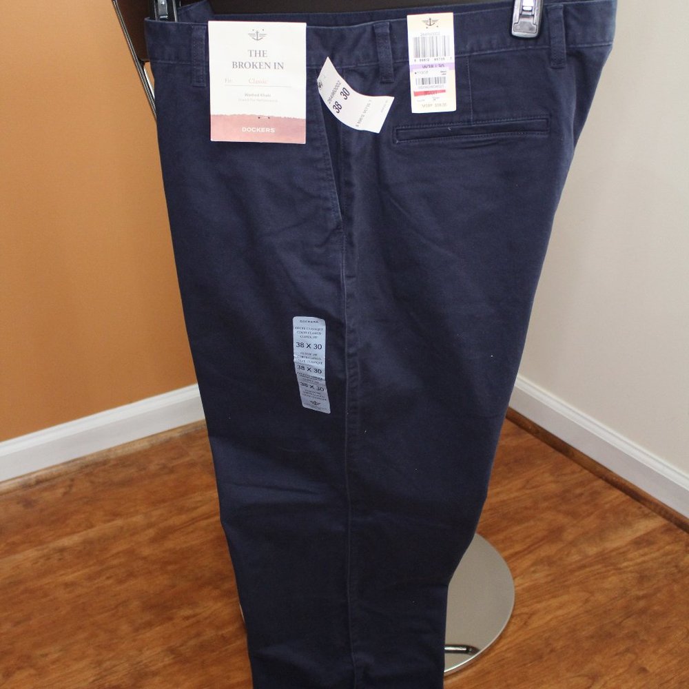 Dockers Khaki Pants